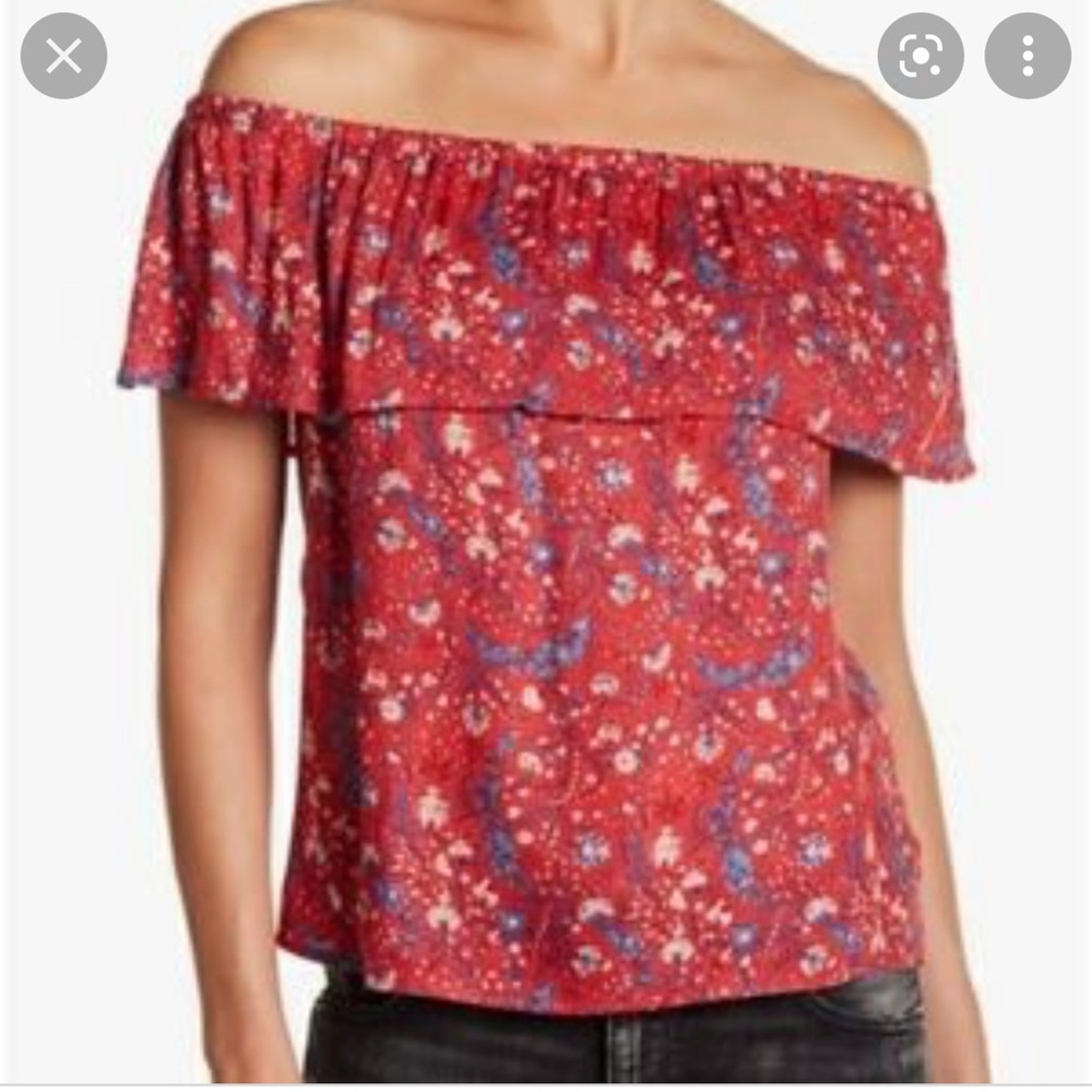 Lucky brand off the should top